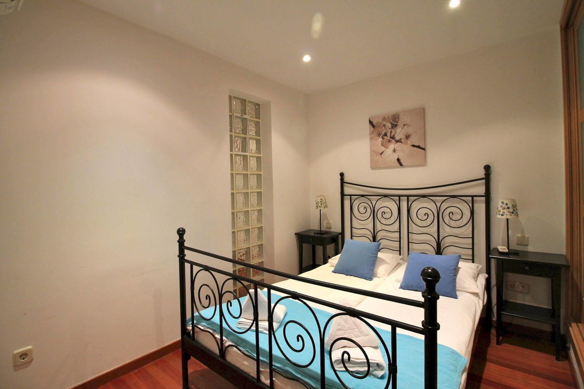 Prado Apartments Madrid Exterior foto
